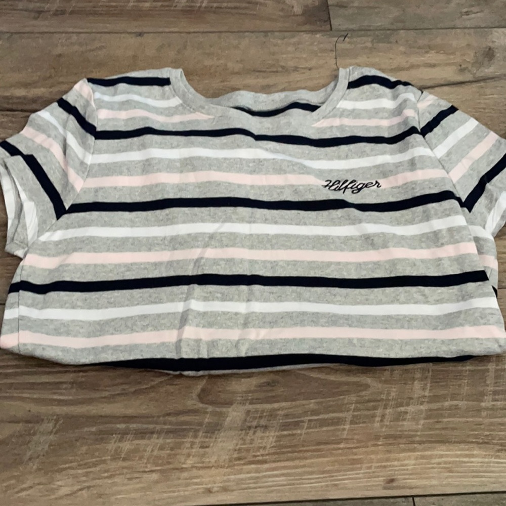 From Tommy Hilfiger. Size XL. Grey, Black, Pink, White.